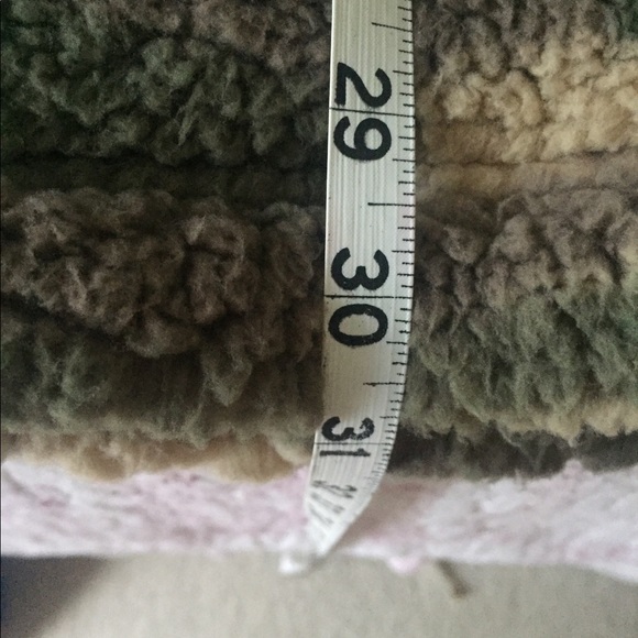 New Camo Sherpa Fleece Pullover, Unisex - Picture 7 of 7